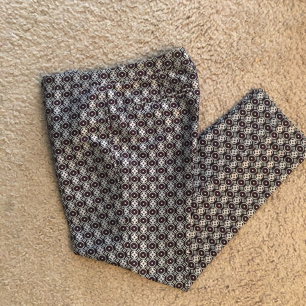 Club Monaco Printed Capri Pants